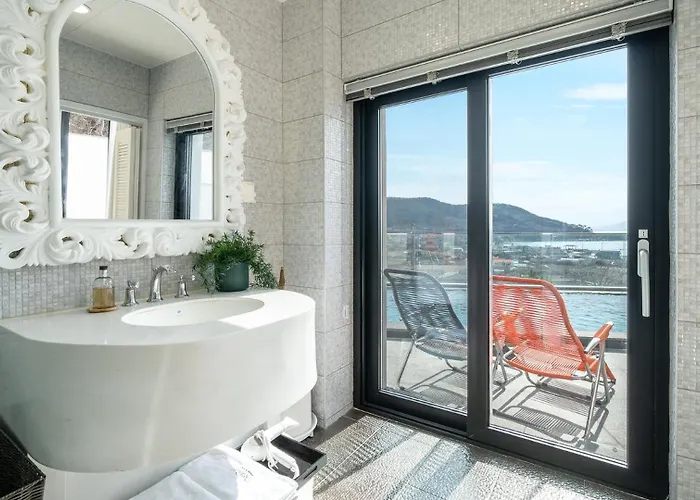 Nunuhouse Poolvilla *